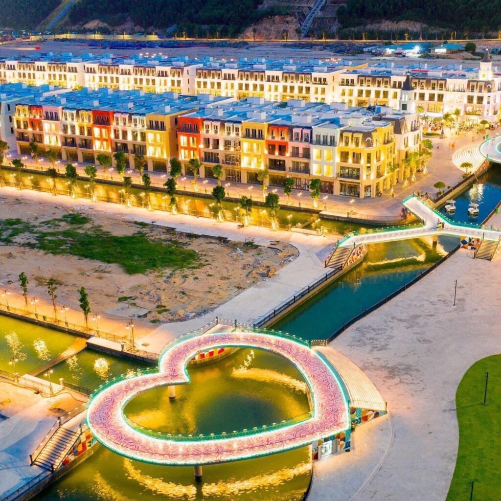 TOUR MERRY LAND QUY NHƠN TOUR MERRY LAND QUY NHƠN