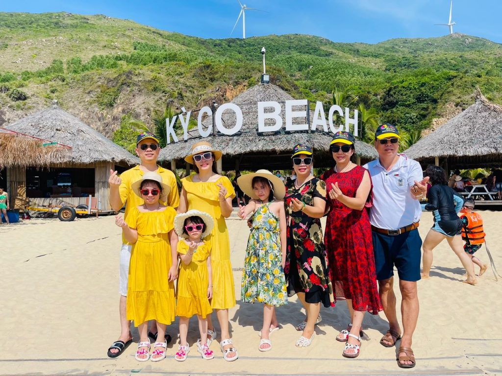 Tour Kỳ Co Eo Gió (0944.107.174) : Khám Phá Kỳ Co Thiên Đường Biển Đảo Tour Kỳ Co Eo Gió (0944.107.174) : Khám Phá Kỳ Co Thiên Đường Biển Đảo